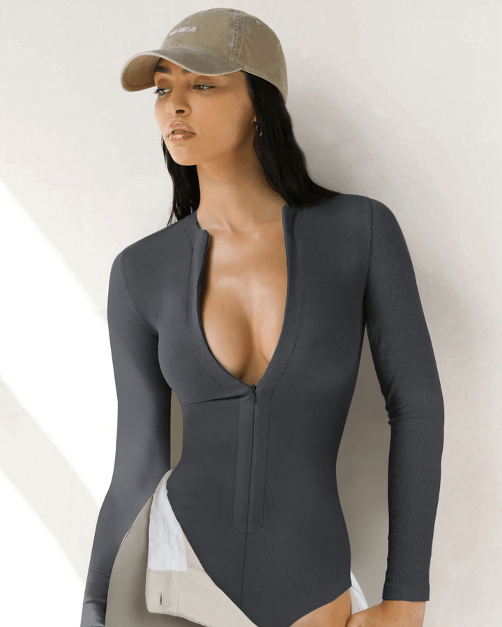 MACY EFFORTLESS DEEP V ZIP BODYSUIT