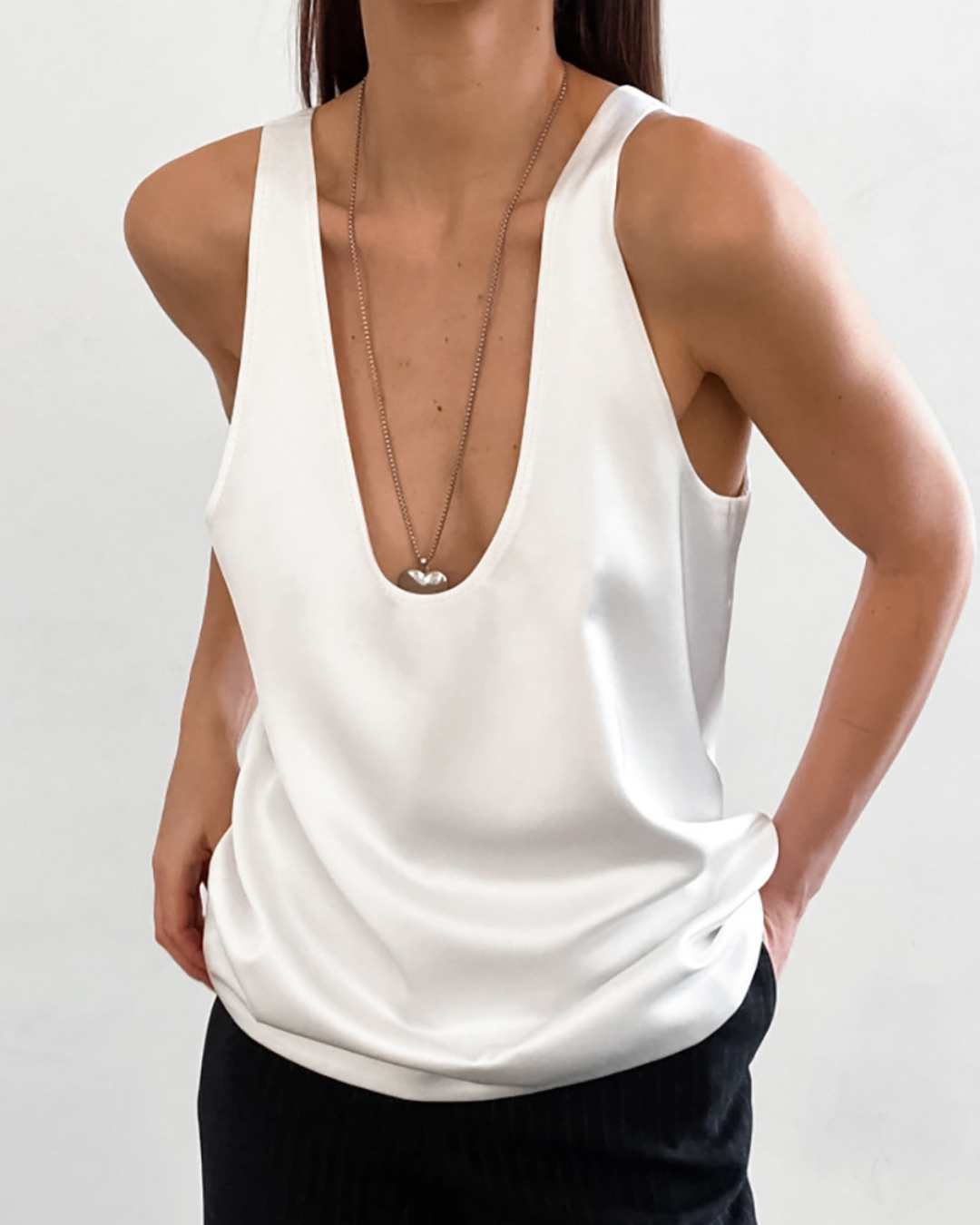 ALINA LIQUID CONFIDENCE TOP