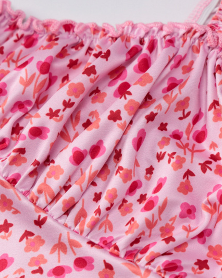GIGI CHIC FLOWING FLORAL DRESS