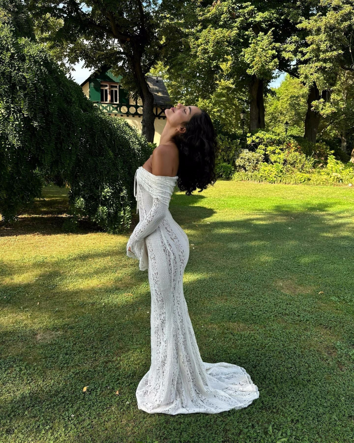 CELESTE LUXE LACE MAXI