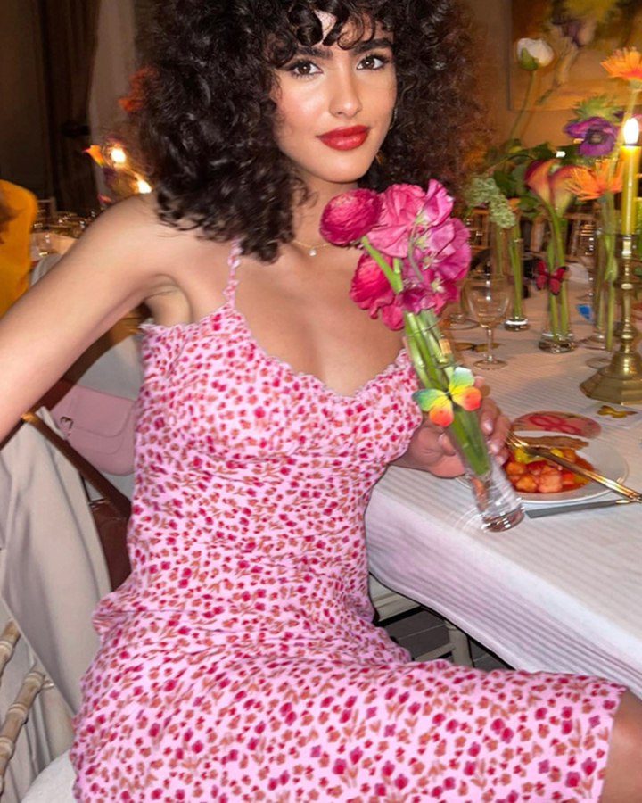 GIGI CHIC FLOWING FLORAL DRESS