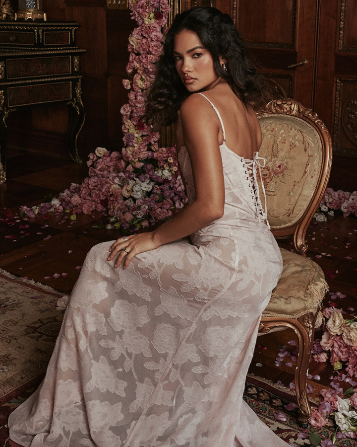 AUDREY CLASSY FLORAL LACE DRESS